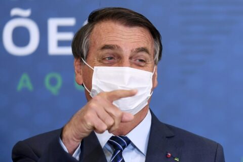 Bolsonaro repete que se Parlamento promulgar, teremos voto impresso em 2022