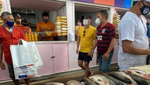 David Almeida confere nível do rio Negro e acompanha ações da operação ‘Cheia 2021’