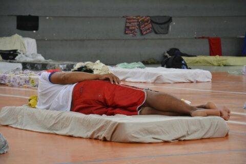 Pessoas em situação de rua serão vacinadas contra Covid a partir desta quinta-feira (27) em Manaus