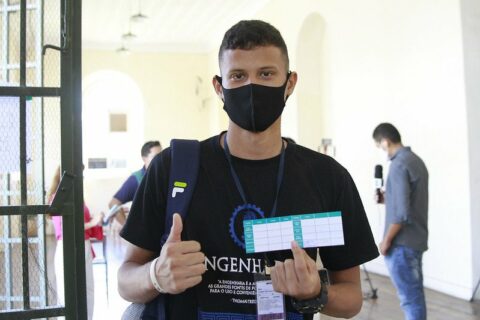 Portuários de Manaus começaram a ser vacinados contra a Covid-19