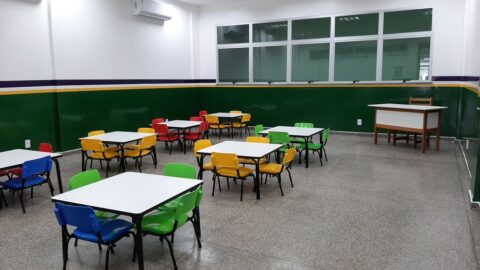 Aulas são suspensas em escola municipal de Manaus após dois casos de Covid-19