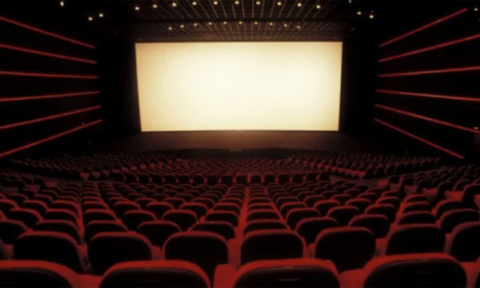 Cinemas voltam a funcionar com 50% da capacidade de público