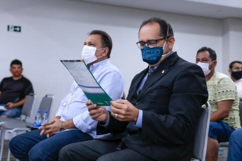 Leilão de bens inservíveis da prefeitura arrecada R$ 200 mil