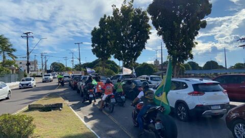 Carreata para Jesus reúne fieis e percorre ruas de Manaus