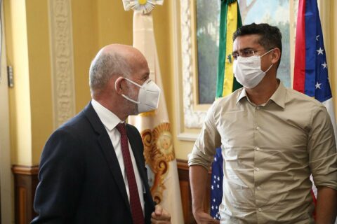 Modernização de Manaus e incentivos são debatidos em encontro entre David Almeida e representantes do comércio local