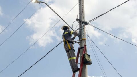 Comunidade do Abelha é a quinta beneficiada pelo programa ‘Ilumina Manaus Rural’