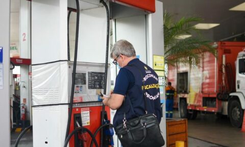 Após denúncias, Procon-AM registra 278 autuações em postos de gasolina do AM