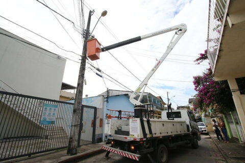 Prefeitura instala mais de 25 mil pontos de iluminação a LED por toda a cidade nos primeiros 180 dias de gestão