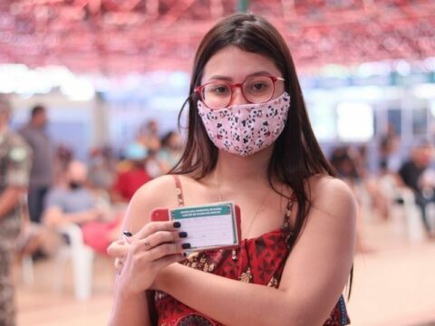 Início da vacinação contra Covid em adolescentes terá 44 postos em Manaus