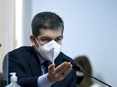 CPI ouve nesta terça-feira integrante da Conasems, afirma Randolfe