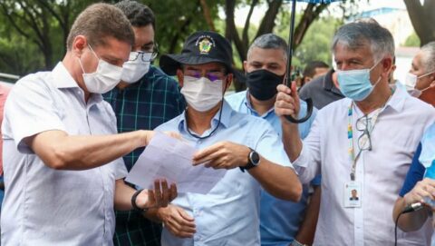 Prefeito David Almeida determina início de força-tarefa para minimizar danos causados por alagamentos