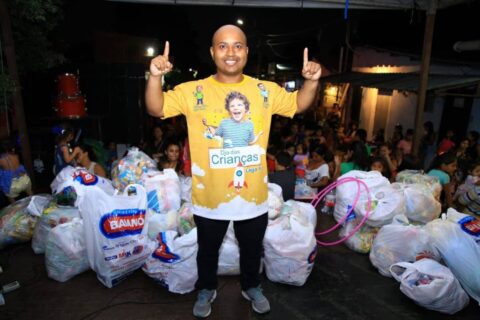 O desafio do Fenômeno é conseguir fazer isso com um clube que deve mais de R$ 1 bilhão, que praticamente não tem receitas nos próximos dois anos e está pela terceira temporada consecutiva na Série B do Campeonato Brasileiro.