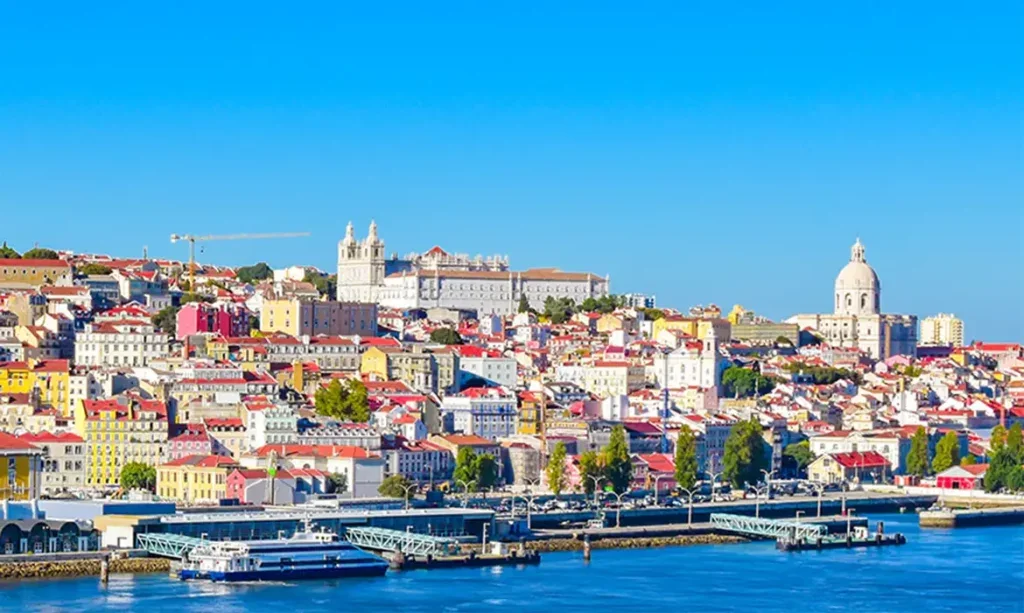 Brasileiros formam a maior comunidade estrangeira em Portugal e serão diretamente afetados pelas novas regras de imigração - Foto: Faculdade de Lisboa/Divulgação