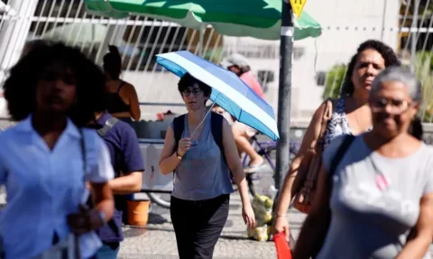 O calor extremo aumenta o risco de doenças cardiovasculares e mortes, alerta estudo - Foto: Tânia Rêgo/Agência Brasil