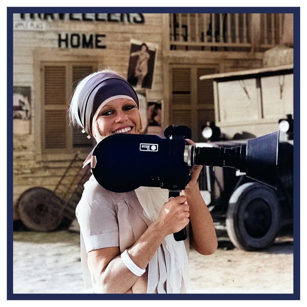 Brigitte Bardot, de 91 anos, segue internada em Toulon após cirurgia; família não comentou o caso - Foto: Reprodução/ Instagram @brigittebardot_collections