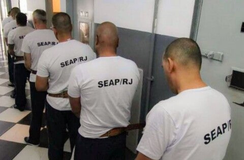 Transferência de 7 presos de Bangu para presídio federal . Fotos: Rogério Santana/Divulgação