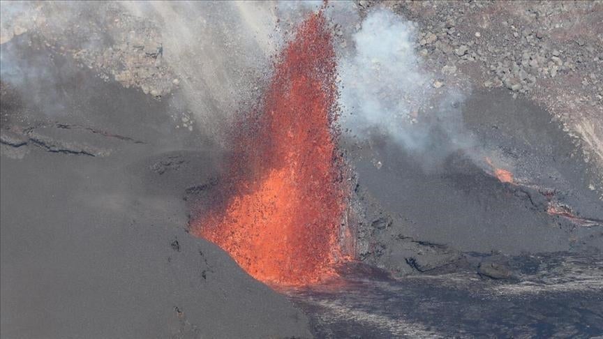 Vulcão Semeru, em Java Oriental, entrou em alerta máximo após novas erupções - Foto: Anadolu English