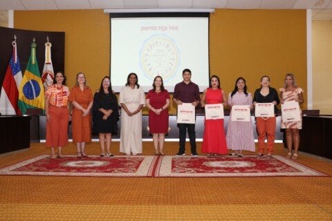 Profissionais de saúde receberam o selo “Juntos Pela Vida” durante cerimônia no MPAM - Foto: Hirailton Gomes