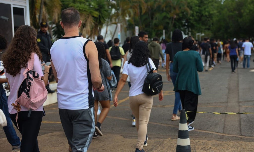 Candidatos durante aplicação do Enem em 2024; número de indígenas cresce 89% até 2025 - Foto: Jose Cruz/Agência Brasil
