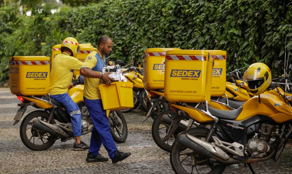 Fachada dos Correios em Brasília; estatal recebeu aval do Tesouro para operação de crédito com garantia da União - Foto: Joédson Alves/Agência Brasil