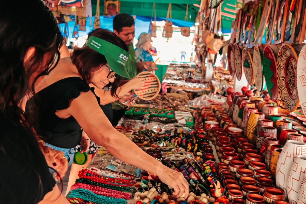 Passeios do Sesc Amazonas incluem cachoeiras, flutuantes e balneários ao longo do semestre - Fotos: Sesc Amazonas | Reprodução/Internet